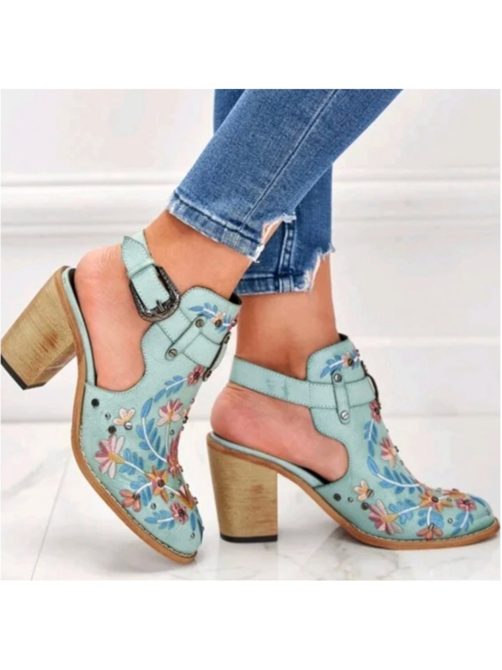 Kiss me at Midnight Blue Floral Western Booties Size 6